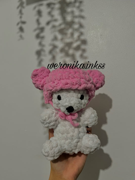 crochet bear with a hat :)